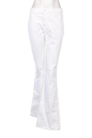 Дамски дънки Zara, Размер M, Цвят Бял, Цена 27,05 лв.