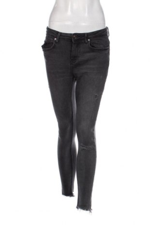 Damen Jeans Zara, Größe M, Farbe Grau, Preis 10,94 €