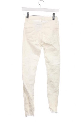 Γυναικείο Τζίν Zara, Μέγεθος XS, Χρώμα Λευκό, Τιμή 16,70 €