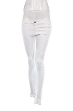 Дамски дънки Zara, Размер M, Цвят Бял, Цена 20,33 лв.