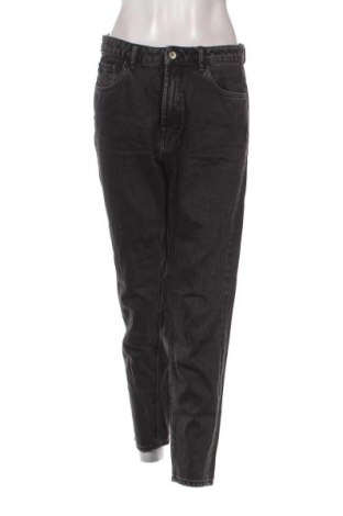 Дамски дънки Zara Trafaluc, Размер M, Цвят Сив, Цена 14,85 лв.
