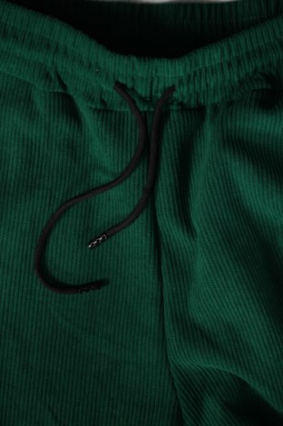 Pantaloni de velvet de femei, Mărime XL, Culoare Verde, Preț 95,39 Lei