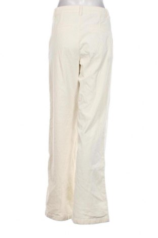 Pantaloni de velvet de femei C&A, Mărime M, Culoare Alb, Preț 95,39 Lei