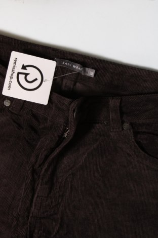 Дамски джинси Easy Wear, Размер M, Цвят Кафяв, Цена 6,15 лв.