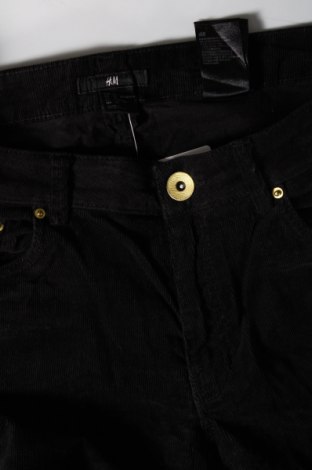 Дамски джинси H&M, Размер L, Цвят Черен, Цена 10,44 лв.