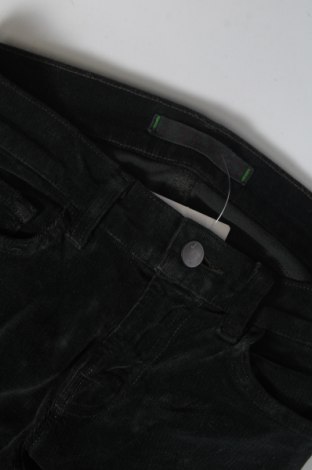 Pantaloni de velvet de femei J Brand, Mărime XS, Culoare Verde, Preț 171,43 Lei