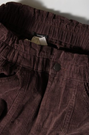Дамски джинси Tezenis, Размер S, Цвят Кафяв, Цена 9,57 лв.