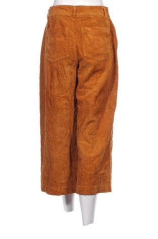 Дамски джинси Uniqlo, Размер S, Цвят Бежов, Цена 41,00 лв.