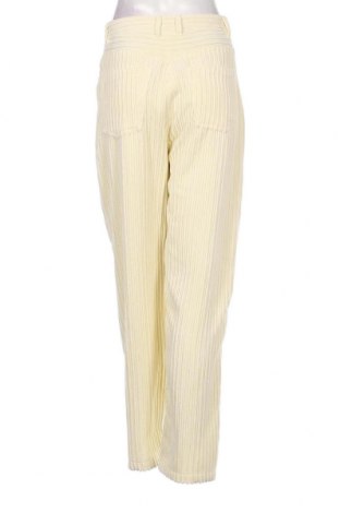 Pantaloni de velvet de femei United Colors Of Benetton, Mărime S, Culoare Ecru, Preț 226,32 Lei