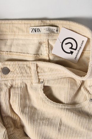 Дамски джинси Zara, Размер L, Цвят Бежов, Цена 8,37 лв.