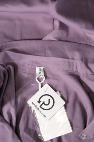 Damen Overall, Größe XL, Farbe Lila, Preis 15,10 €