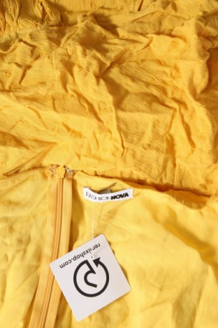 Дамски гащеризон Fashion nova, Размер 3XL, Цвят Жълт, Цена 22,23 лв.