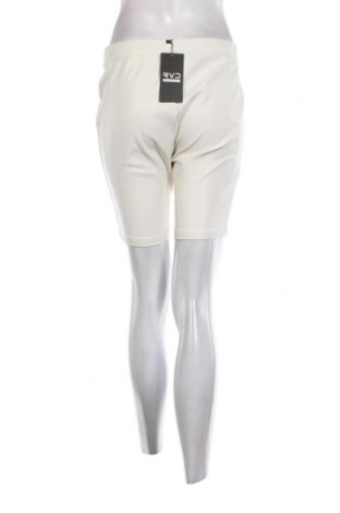 Γυναικείο κοντό παντελόνι, Μέγεθος M, Χρώμα Λευκό, Τιμή 18,47 €