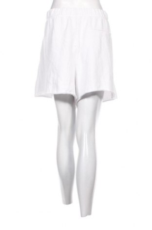 Дамски къс панталон Aerie, Размер XXL, Цвят Бял, Цена 31,00 лв.