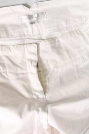Γυναικείο κοντό παντελόνι Amisu, Μέγεθος M, Χρώμα Λευκό, Τιμή 6,60 €