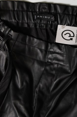 Дамски къс панталон Amisu, Размер L, Цвят Черен, Цена 19,00 лв.