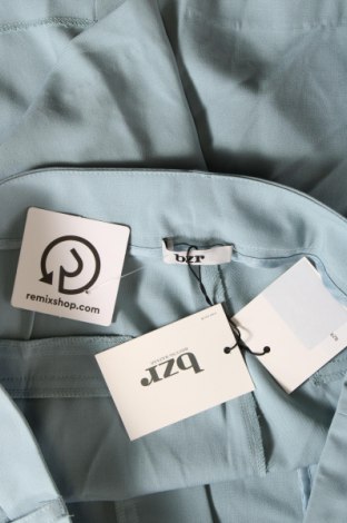 Дамски къс панталон BZR Bruuns Bazaar, Размер M, Цвят Син, Цена 58,32 лв.