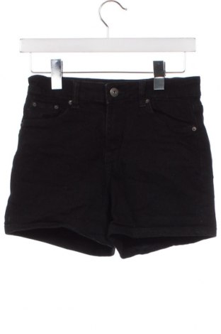Дамски къс панталон Bershka, Размер XS, Цвят Черен, Цена 11,73 лв.