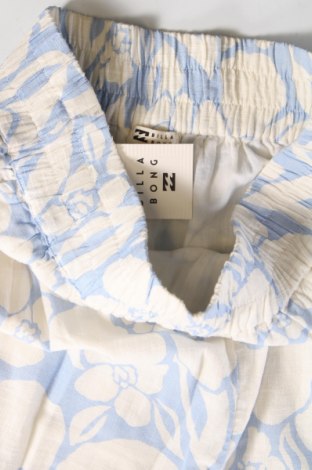 Γυναικείο κοντό παντελόνι Billabong, Μέγεθος S, Χρώμα Πολύχρωμο, Τιμή 39,69 €