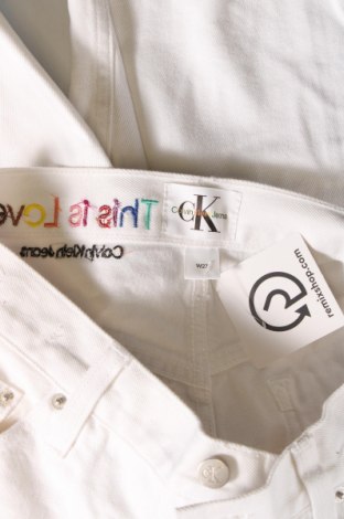 Damen Shorts Calvin Klein Jeans, Größe S, Farbe Weiß, Preis € 63,92