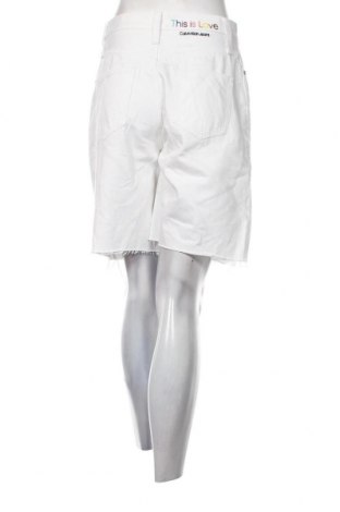 Damen Shorts Calvin Klein Jeans, Größe S, Farbe Weiß, Preis € 63,92