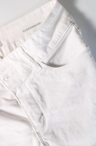 Дамски къс панталон Clockhouse, Размер S, Цвят Бял, Цена 10,16 лв.