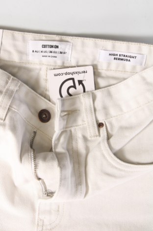 Damen Shorts Cotton On, Größe S, Farbe Weiß, Preis 15,98 €