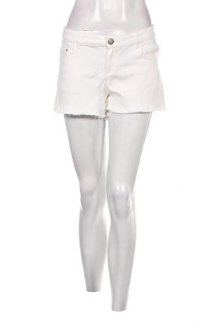 Γυναικείο κοντό παντελόνι Esmara, Μέγεθος L, Χρώμα Λευκό, Τιμή 10,00 €