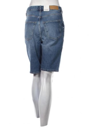 Дамски къс панталон Esprit, Размер M, Цвят Син, Цена 77,00 лв.