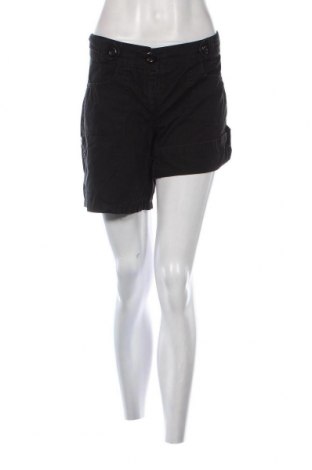 Γυναικείο κοντό παντελόνι H&M, Μέγεθος M, Χρώμα Μαύρο, Τιμή 5,83 €