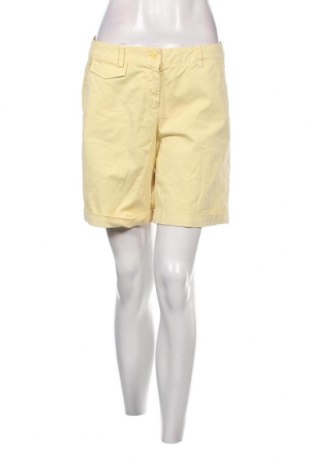 Γυναικείο κοντό παντελόνι Harmont & Blaine, Μέγεθος L, Χρώμα Κίτρινο, Τιμή 24,35 €