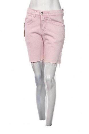 Γυναικείο κοντό παντελόνι Kaotiko, Μέγεθος S, Χρώμα Ρόζ , Τιμή 17,86 €