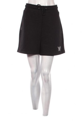 Γυναικείο κοντό παντελόνι Karl Kani, Μέγεθος XL, Χρώμα Μαύρο, Τιμή 13,90 €