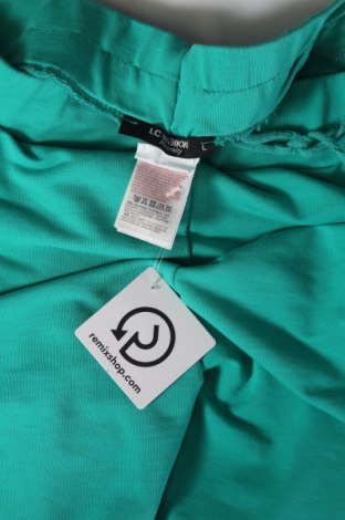 Pantaloni scurți de femei LC Waikiki, Mărime L, Culoare Verde, Preț 99,49 Lei