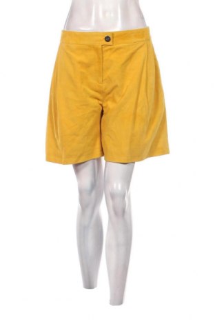 Pantaloni scurți de femei Liu Jo, Mărime L, Culoare Galben, Preț 273,75 Lei