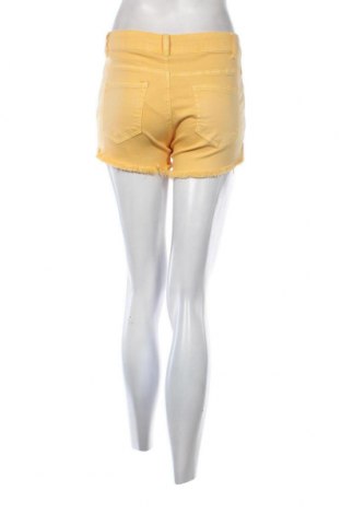 Γυναικείο κοντό παντελόνι M.Sara, Μέγεθος S, Χρώμα Κίτρινο, Τιμή 4,96 €