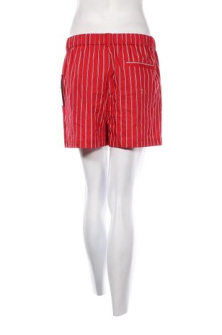 Pantaloni scurți de femei McQ Alexander McQueen, Mărime S, Culoare Roșu, Preț 542,76 Lei
