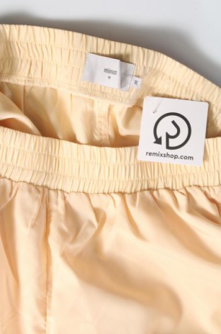 Γυναικείο κοντό παντελόνι Minimum, Μέγεθος M, Χρώμα  Μπέζ, Τιμή 19,48 €