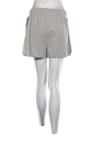 Damen Shorts Missguided, Größe L, Farbe Grau, Preis 15,98 €