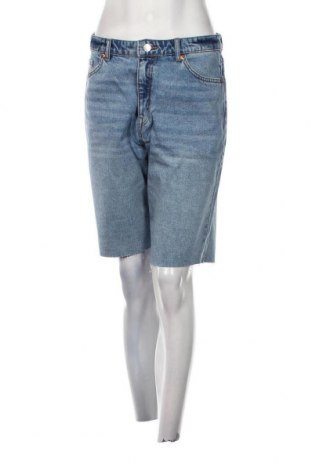 Γυναικείο κοντό παντελόνι Monki, Μέγεθος M, Χρώμα Μπλέ, Τιμή 7,42 €