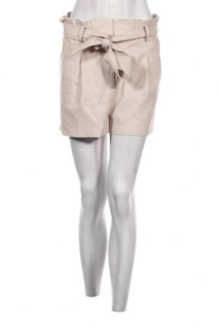 Pantaloni scurți de femei NA-KD, Mărime M, Culoare Bej, Preț 111,84 Lei