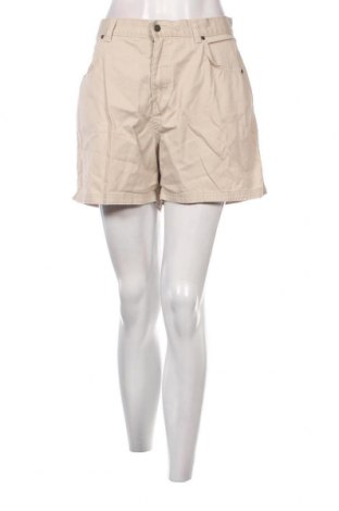 Дамски къс панталон Nevada, Размер L, Цвят Бежов, Цена 19,00 лв.
