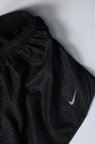 Dámské kraťasy  Nike, Velikost M, Barva Černá, Cena  432,00 Kč