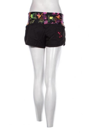 Γυναικείο κοντό παντελόνι PUMA, Μέγεθος S, Χρώμα Μαύρο, Τιμή 15,08 €