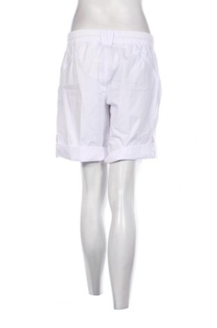 Дамски къс панталон Nike, Размер M, Цвят Бял, Цена 77,00 лв.