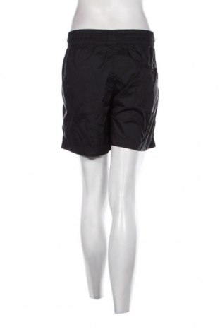 Γυναικείο κοντό παντελόνι Nike, Μέγεθος XL, Χρώμα Μαύρο, Τιμή 39,69 €
