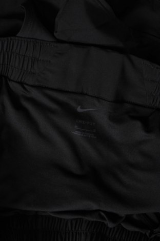 Дамски къс панталон Nike, Размер XXL, Цвят Черен, Цена 77,00 лв.