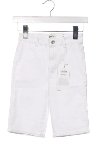 Дамски къс панталон ONLY, Размер S, Цвят Бял, Цена 20,70 лв.