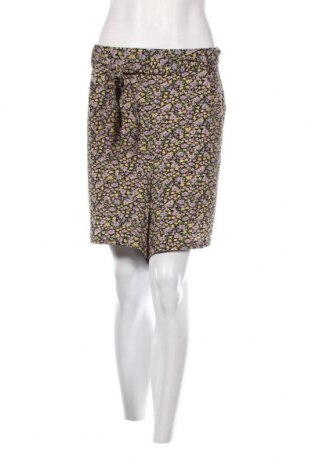 Γυναικείο κοντό παντελόνι ONLY, Μέγεθος XXL, Χρώμα Πολύχρωμο, Τιμή 7,11 €