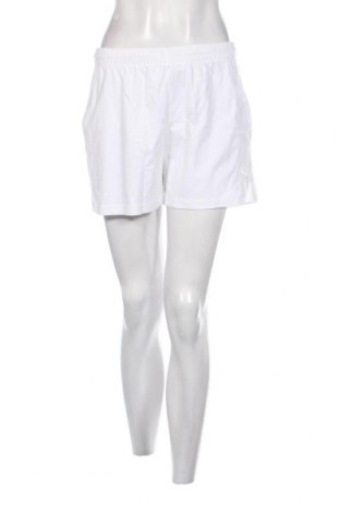 Дамски къс панталон PUMA, Размер XL, Цвят Бял, Цена 30,80 лв.